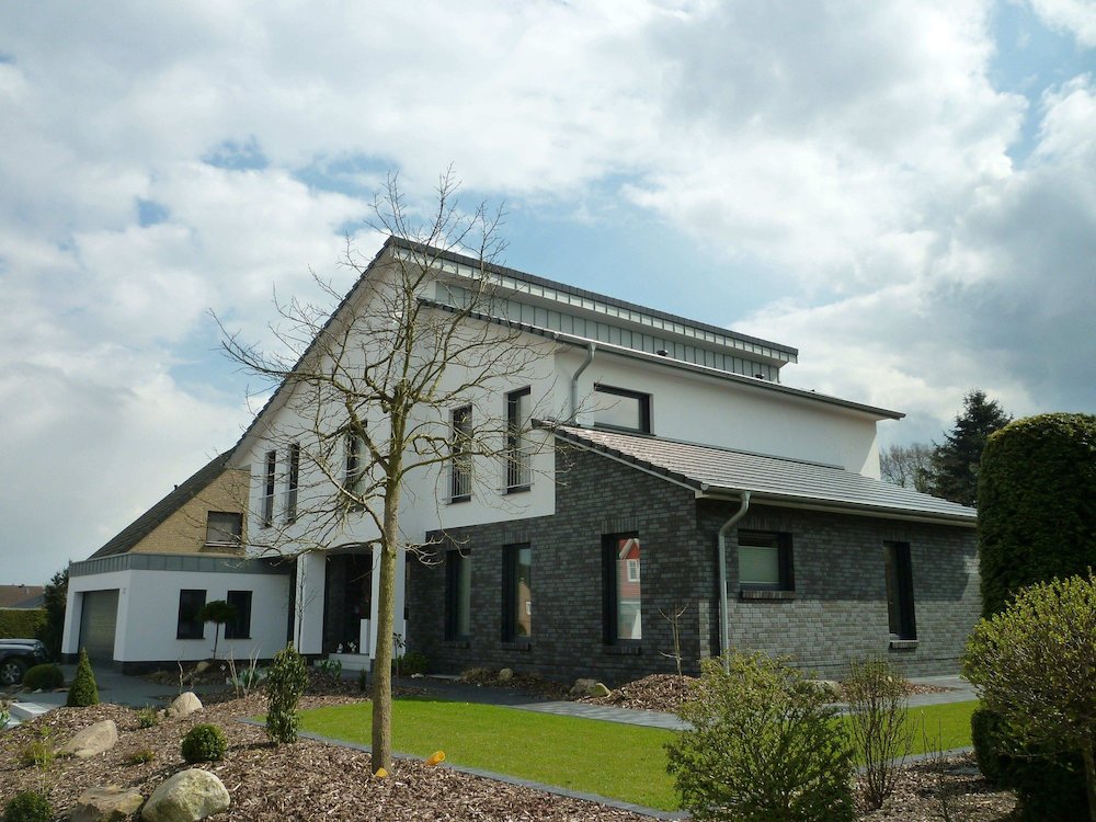 Entry 1 Image 8